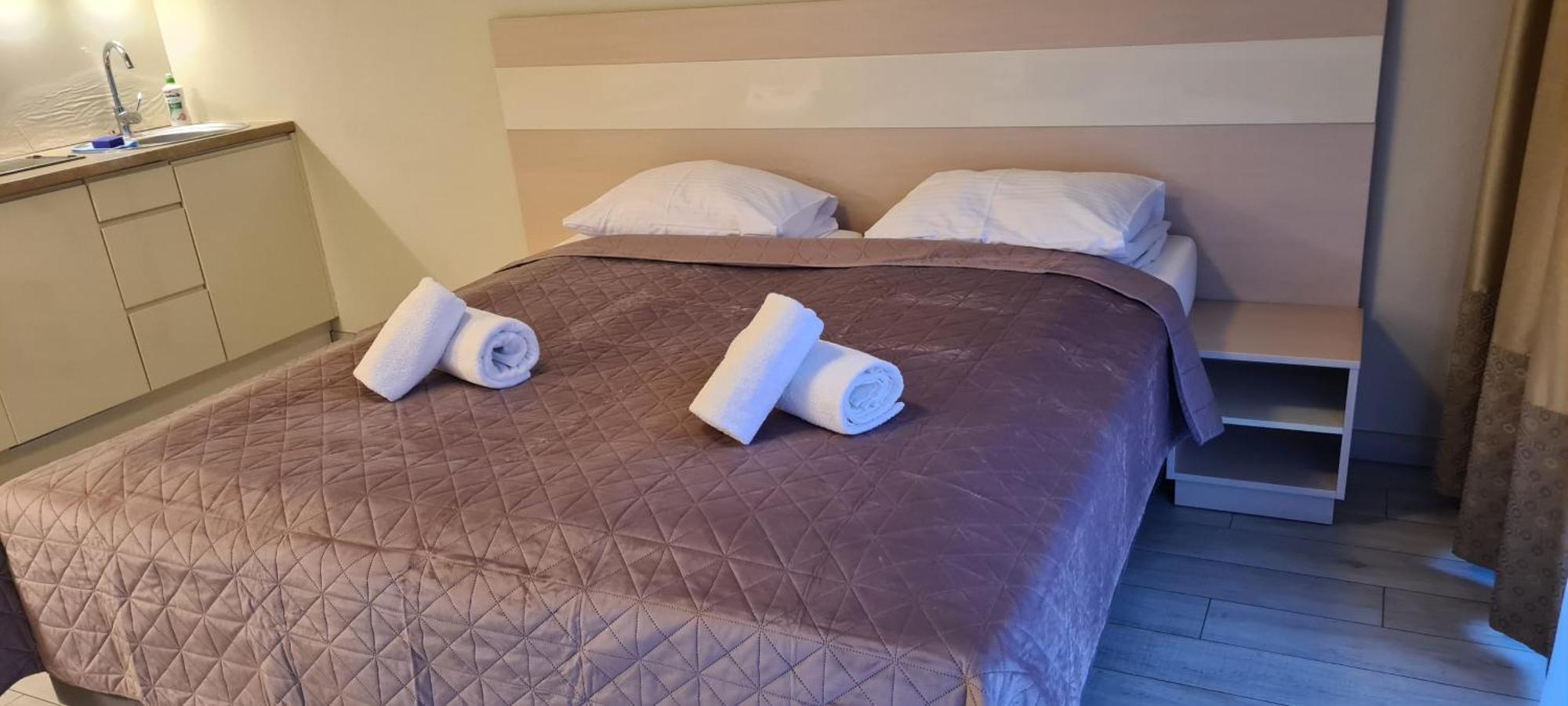 Apartamenty Czarna Gora Is 8 シェンナ エクステリア 写真
