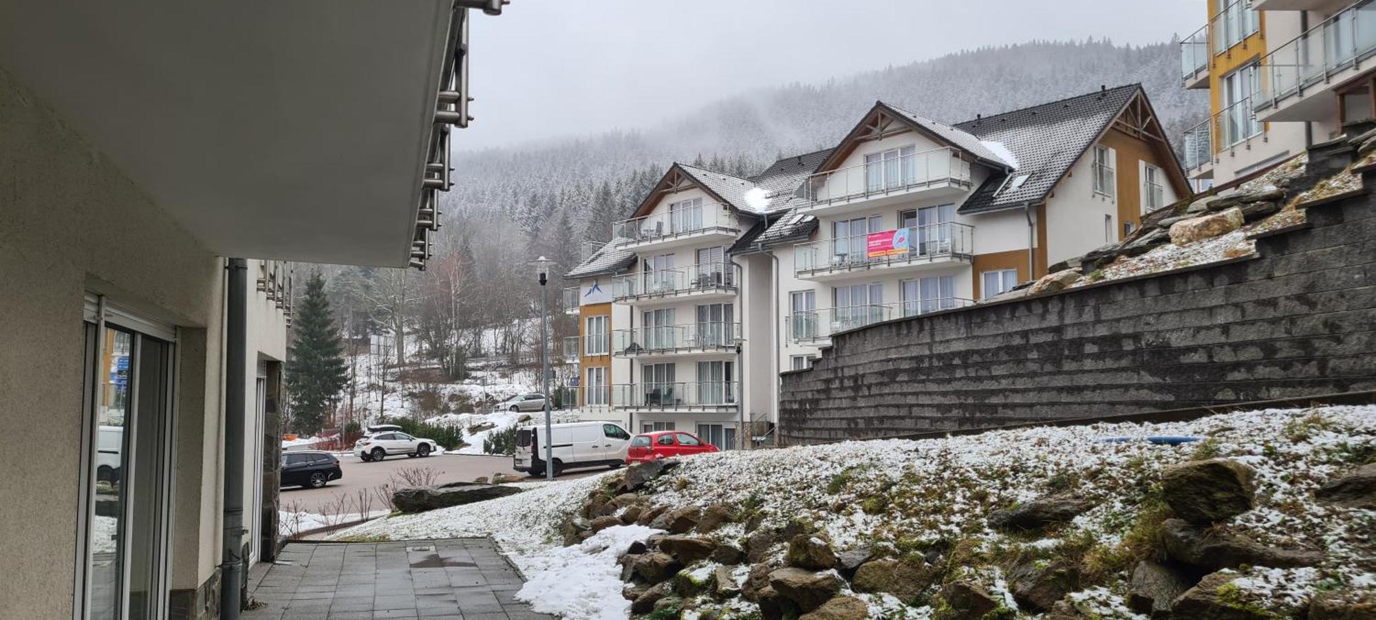 Apartamenty Czarna Gora Is 8 シェンナ エクステリア 写真